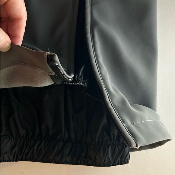 FENDI Italy Gray Ski Pants Trousers Size 10 Excellent Condition MSRP 1200.00 - Picture 5 of 16